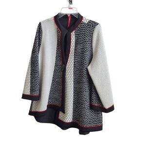 IC by Connie K Jacket-Black-White-Red-Textured Knit-Asymmetrical-Flowing-Art-L